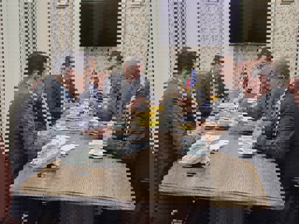 دیدار دکتر غلامرضا دهقان ناصرآبادی نماینده مردم شریف شهرستان های کازرون و کوه‌چنار در مجلس شورای اسلامی با معاون علمی، فناوری و اقتصاد دانش‌بنیان رئیس‌جمهور