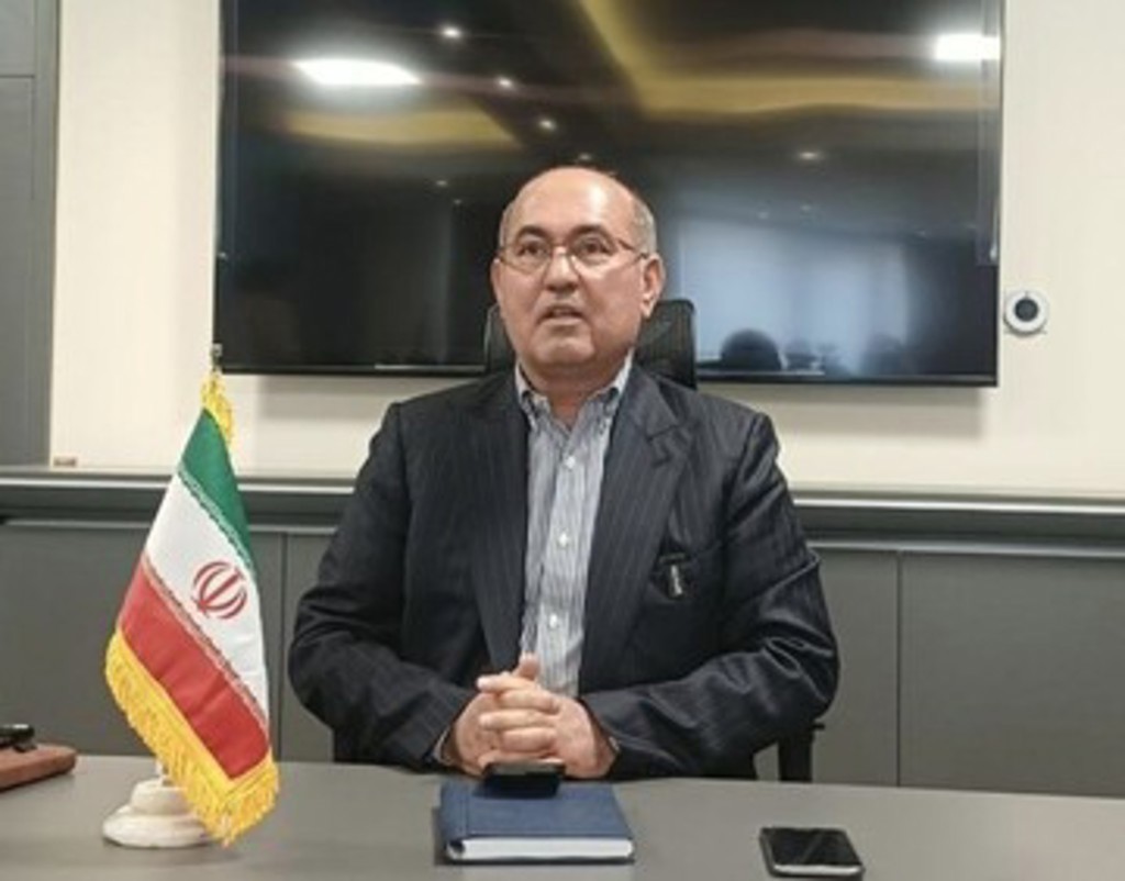 «قلم شما، صدای مردم است»؛ تقدیر ویژه نماینده کازرون و کوه‌چنار از خبرنگاران