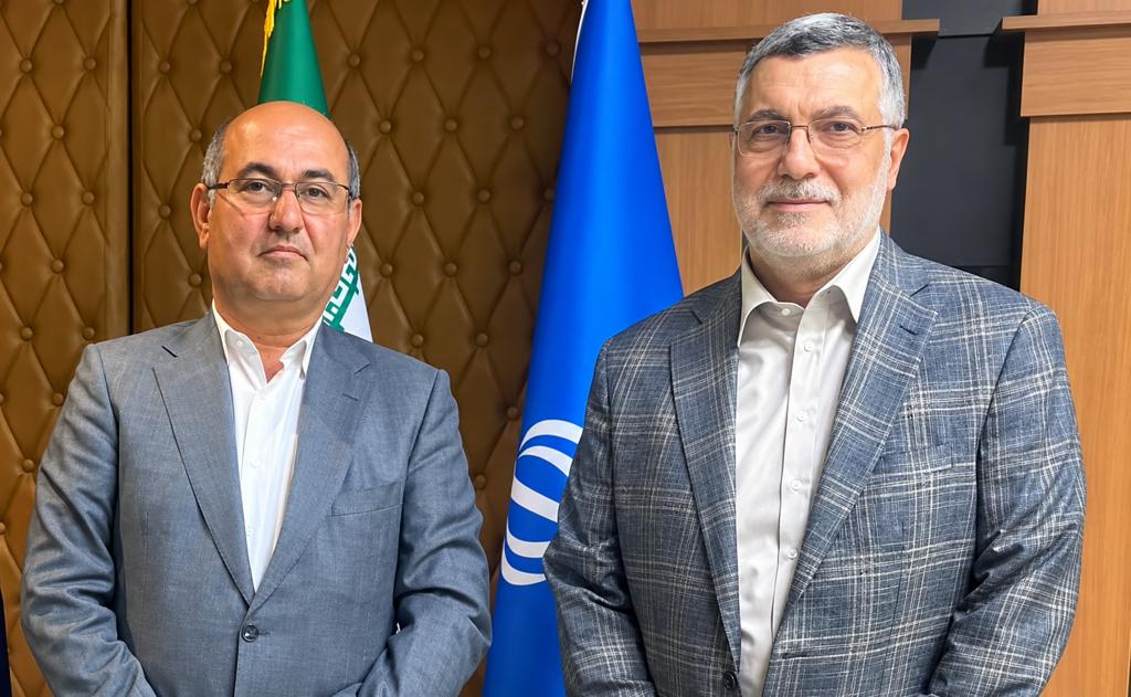 دستور وزیر بهداشت برای رسیدگی به مطالبات درمانی کازرون و کوه‌چنار؛ از نوسازی بیمارستان ولی‌عصر (عج) تا تقویت مرکز درمانی بالاده