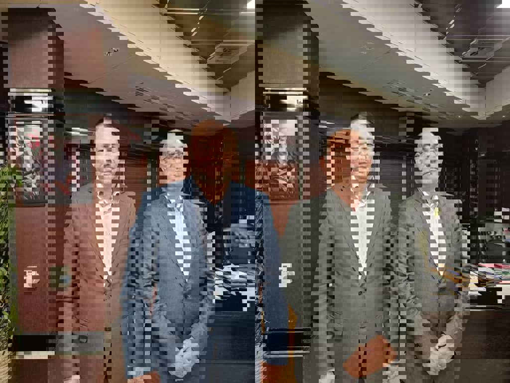 دیدار دهقان ناصرآبادی با مدیر عامل بانک سپه